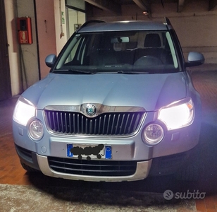 Usato 2012 Skoda Yeti 1.2 Benzin 105 CV (6.700 €)