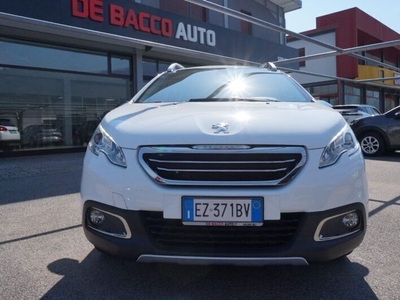 Usato 2015 Peugeot 2008 1.2 Benzin 110 CV (9.500 €)