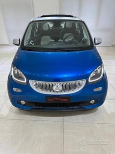 Usato 2015 Smart ForFour 1.0 Benzin 71 CV (9.999 €)