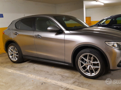 Usato 2017 Alfa Romeo Stelvio 2.1 Diesel 210 CV (29.000 €)