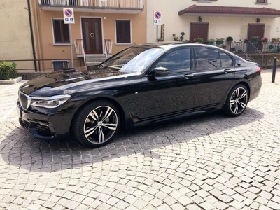 Usato 2017 BMW 730 3.0 Diesel 265 CV (38.000 €)