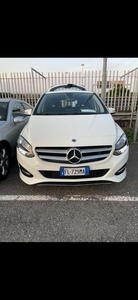 Usato 2017 Mercedes B180 1.5 Diesel 109 CV (14.999 €)