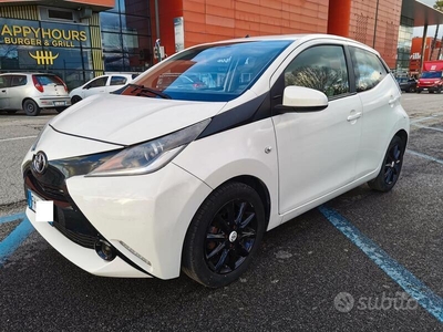 Venduto Toyota Aygo 2017 5 porte x pl. - auto usate in vendita