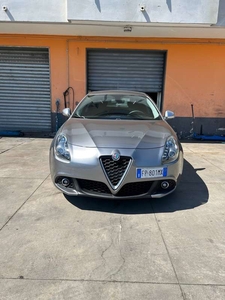 Usato 2018 Alfa Romeo Giulietta 1.6 Diesel 120 CV (12.500 €)