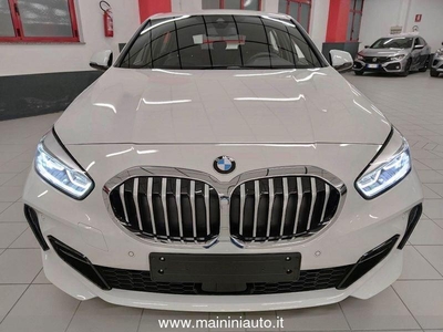 Usato 2022 BMW 118 1.5 Benzin 136 CV (35.700 €)