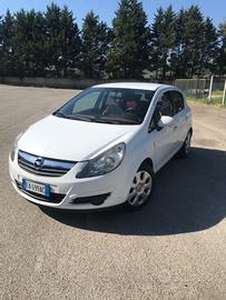 Vendo Opel corsa 1.0 benzina unico proprietario