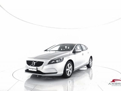 Volvo V40 D2 Kinetic del 2016 usata a Corciano