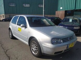 Volkswagen Golf 2000