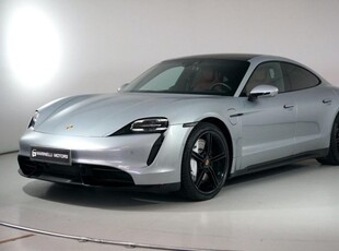 2020 PORSCHE Taycan