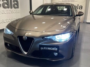 ALFA ROMEO Giulia (2016)