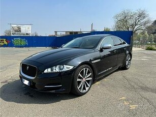 Jaguar XJ 3.0 SDV6 Premium Luxury 275 Cv