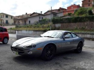 JAGUAR XK8 4.2 Coupé