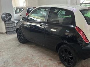 Lancia Ypsilon 1.3 Multijet 16V Platino