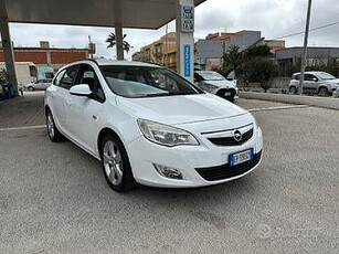 Opel Astra 1.4 Turbo 140CV Sports Tourer GPL Tech