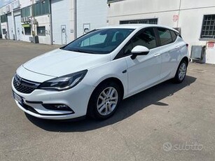 Opel Astra 1.6 CDTi 110CV 5 porte Business