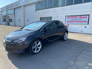 Opel Astra GTC 1.6 Turbo 180CV 3 porte Cosmo S