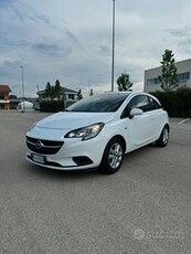 Opel corsa 2015 1.2 benzina e GPL ,ok neopatentati