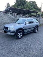 Opel Frontera b sport 2.2