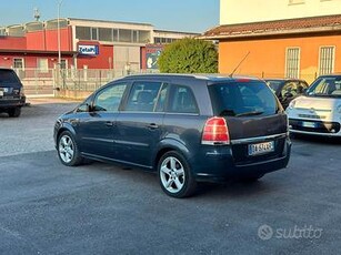 Opel zafira 7 posti