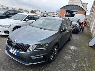 Skoda Octavia 2.0 TDI SCR 184 CV DSG Wagon 4x4 RS