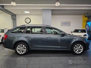 Skoda Octavia Sw 1.6 Tdi 115cv Dsg Executive - 201