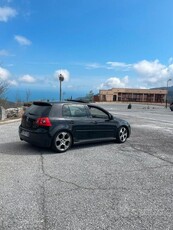 Usato 2006 VW Golf V Benzin (12.000 €)