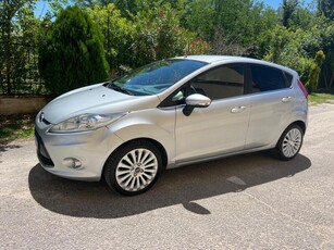 Usato 2009 Ford Fiesta 1.4 Diesel 68 CV (2.800 €)