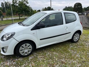 Usato 2009 Renault Twingo 1.1 Benzin 58 CV (2.800 €)