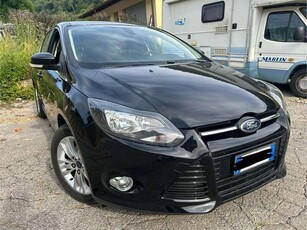 Usato 2013 Ford Focus 1.6 Benzin 125 CV (6.500 €)