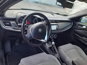 Usato 2014 Alfa Romeo Giulietta 1.6 Diesel 109 CV (7.500 €)