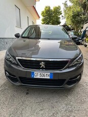 Usato 2021 Peugeot 308 1.5 Diesel 131 CV (14.500 €)