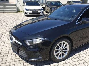 Usato 2022 Mercedes A180 1.3 Benzin 136 CV (24.900 €)