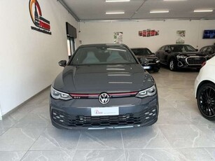 Usato 2022 VW Golf 2.0 Benzin 245 CV (31.900 €)