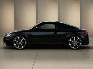 Usato 2023 Audi TT 2.0 Benzin 197 CV (46.700 €)