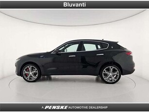 Usato 2024 Maserati Levante 2.0 El_Benzin 330 CV (90.700 €)