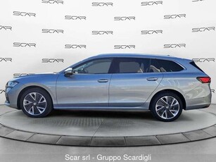 Usato 2024 Skoda Superb 2.0 Diesel 150 CV (43.900 €)