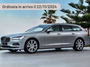 Usato 2024 Volvo V90 2.0 El_Benzin 197 CV (62.480 €)