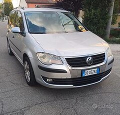 Volkswagen Touran 2.0 Trendline Ecofuel