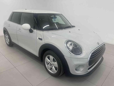 2019 MINI Cooper D