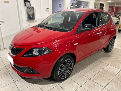 Lancia Ypsilon 1.0 FireFly