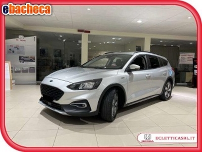 Ford focus active sw 1.0..