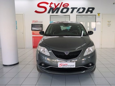 2016 LANCIA Ypsilon