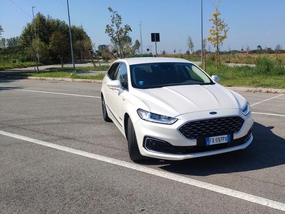 FORD Mondeo Vignale HYBRID- 2019