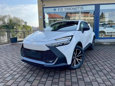 TOYOTA C-HR 2.0 HV Trend - NUOVA