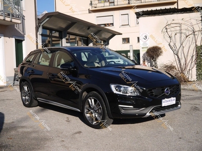 Volvo V60 Cross Country D4