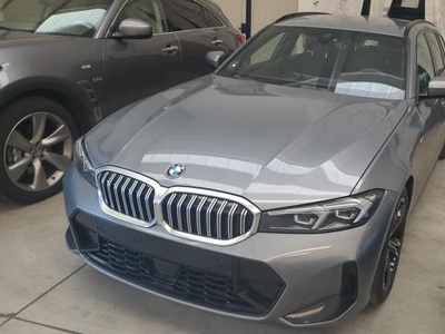 2022 BMW 320