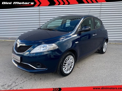 Lancia Ypsilon 1.2 69 CV