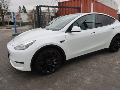 TESLA Model Y Y Performance Dual Motor Awd*pano*21