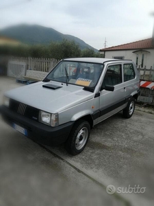 Usato 1986 Fiat Panda 4x4 1.0 Benzin 50 CV (4.000 €)