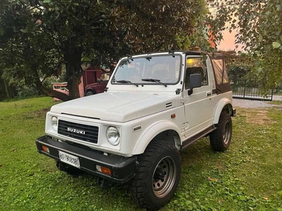 Usato 1989 Suzuki Samurai 1.3 Benzin 64 CV (7.000 €)